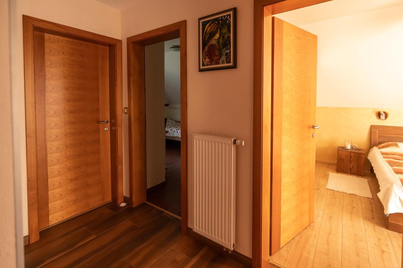 Holiday Home Razglednik โลกาเตส ภายนอก รูปภาพ
